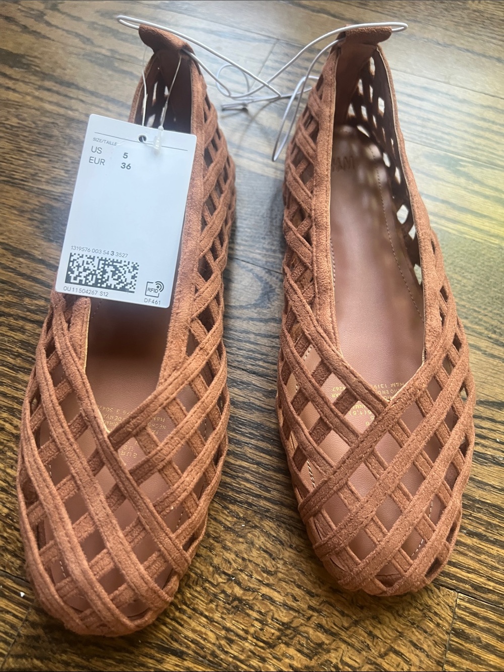 H&M Woven Lattice Ballet Flats in Rust Brown